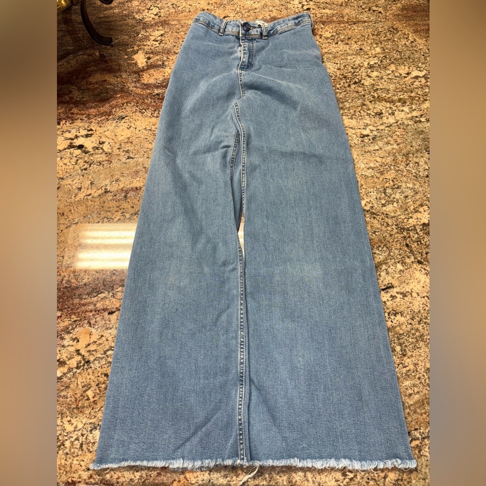 Terzi Dukkani Size 38 Light Blue Wide Leg Jeans With Fringe Bottoms